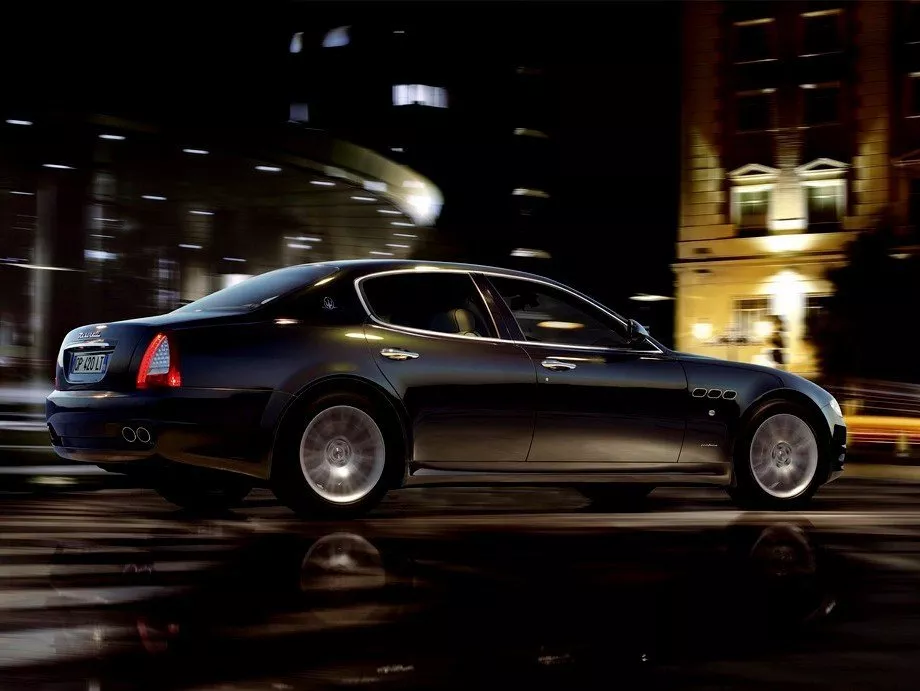 Автомобиль Maserati Quattroporte V Рестайлинг Седан