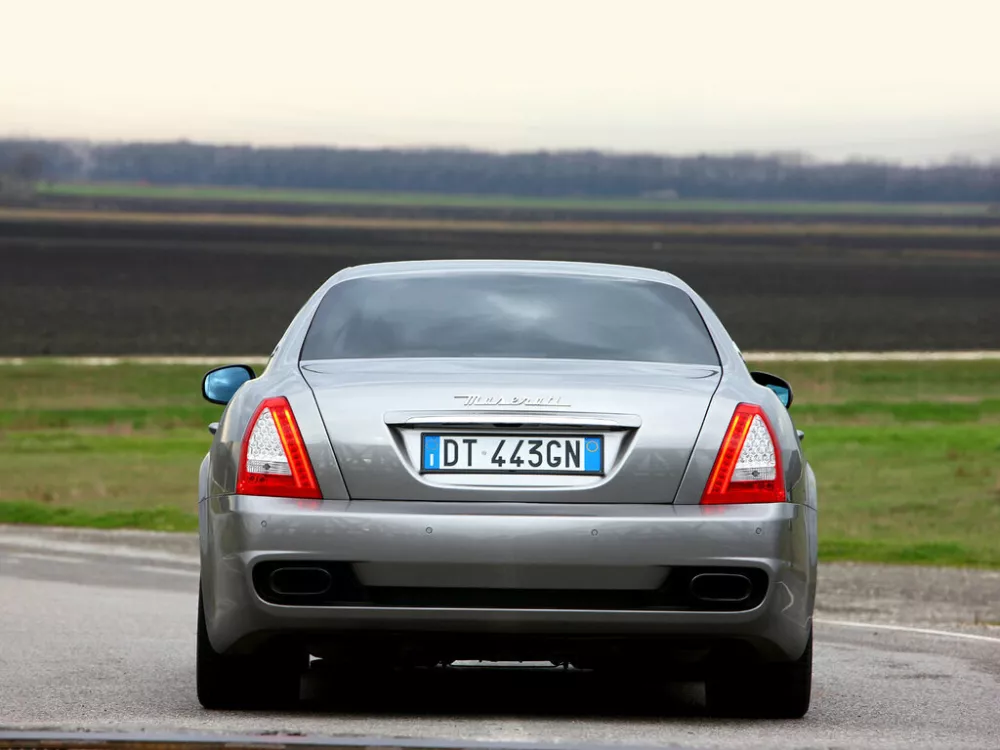 Автомобиль Maserati Quattroporte V Рестайлинг Седан