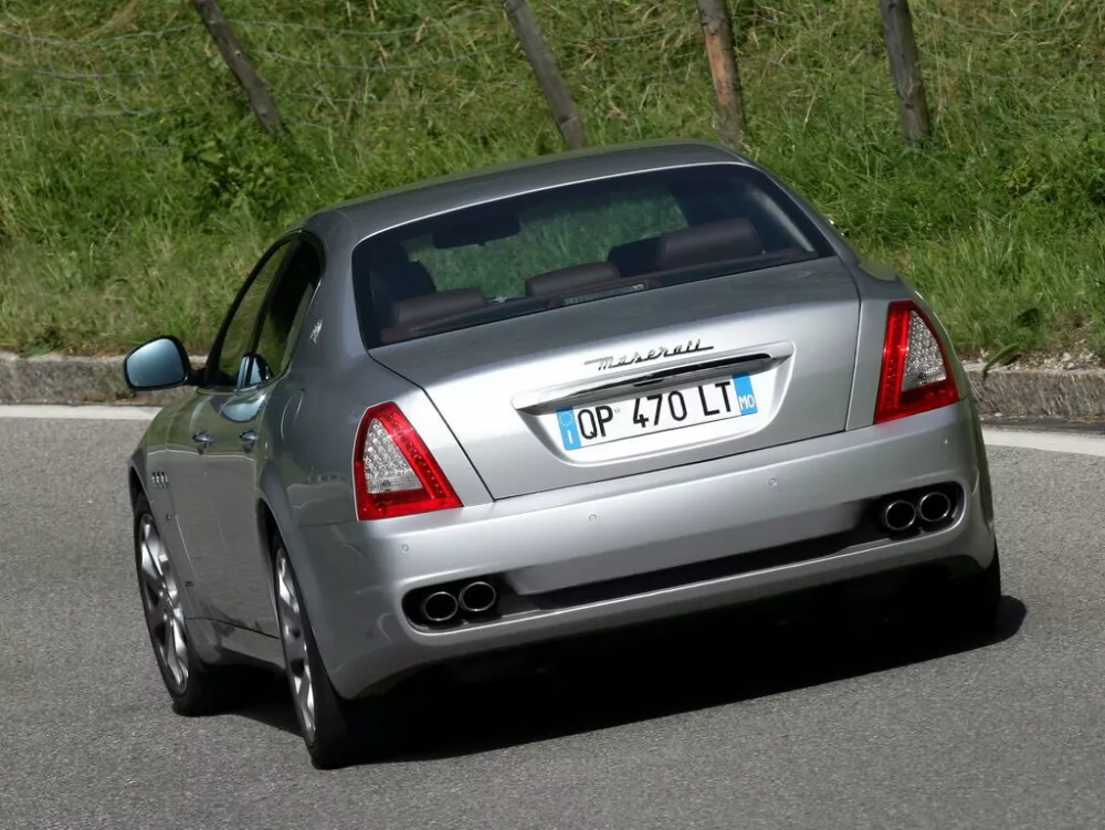 Автомобиль Maserati Quattroporte V Рестайлинг Седан