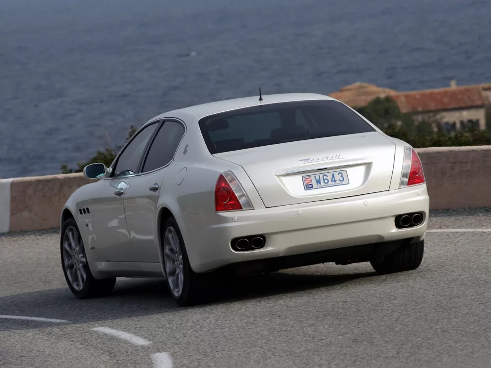 Автомобиль Maserati Quattroporte V Седан
