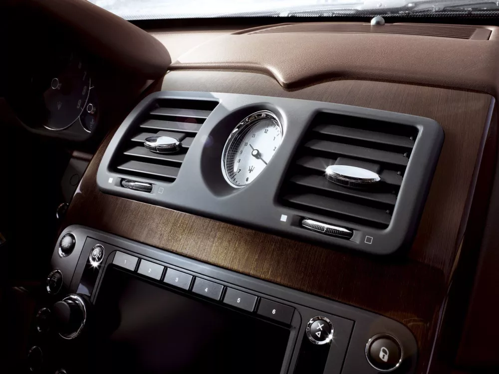 Автомобиль Maserati Quattroporte V Рестайлинг Седан