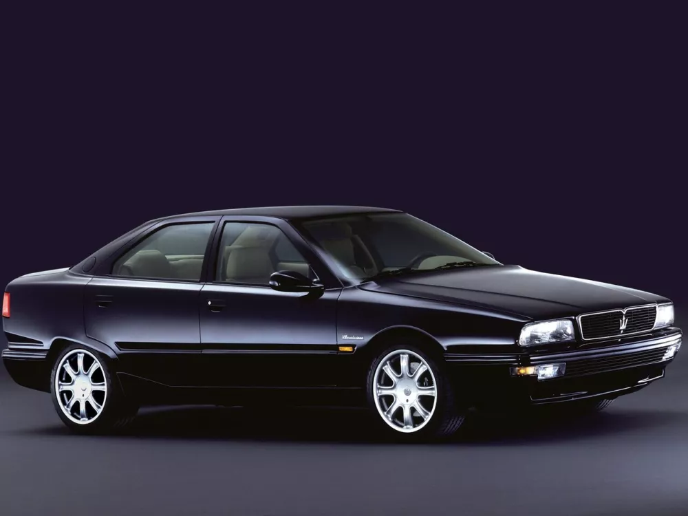 Автомобиль Maserati Quattroporte IV Седан
