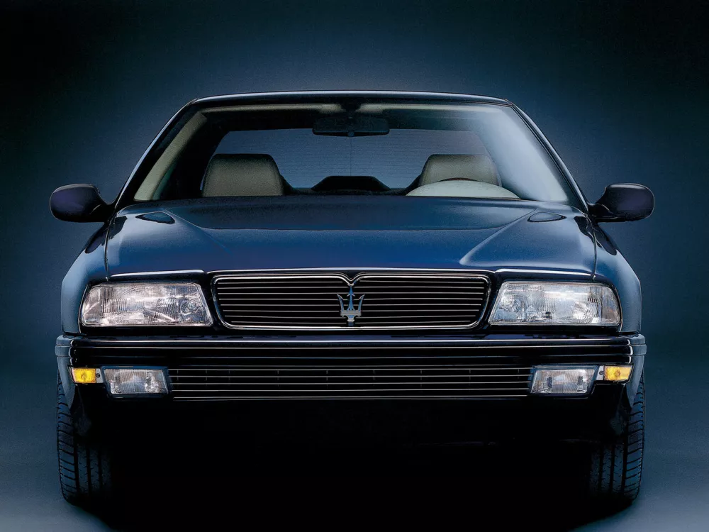 Автомобиль Maserati Quattroporte IV Седан