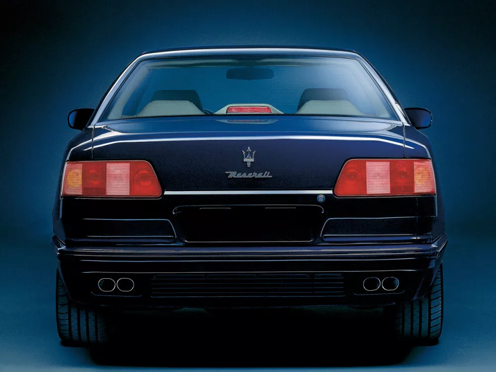 Автомобиль Maserati Quattroporte IV Седан