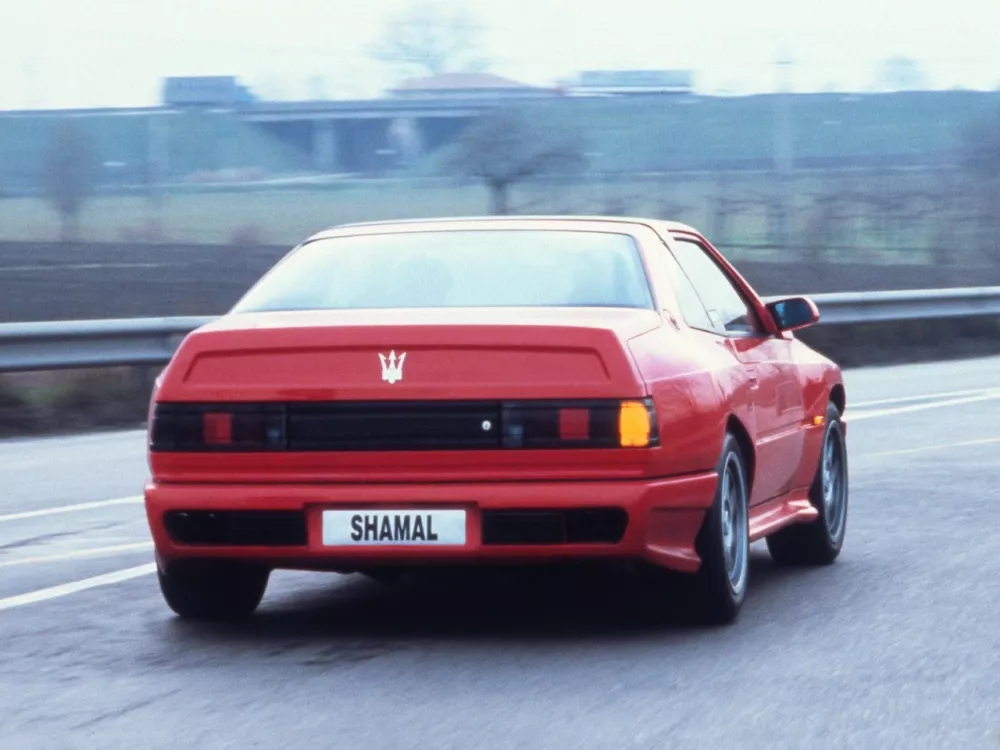 Автомобиль Maserati Shamal Купе