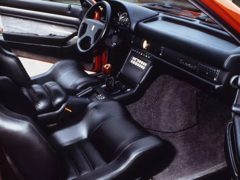 Автомобиль Maserati Shamal Купе