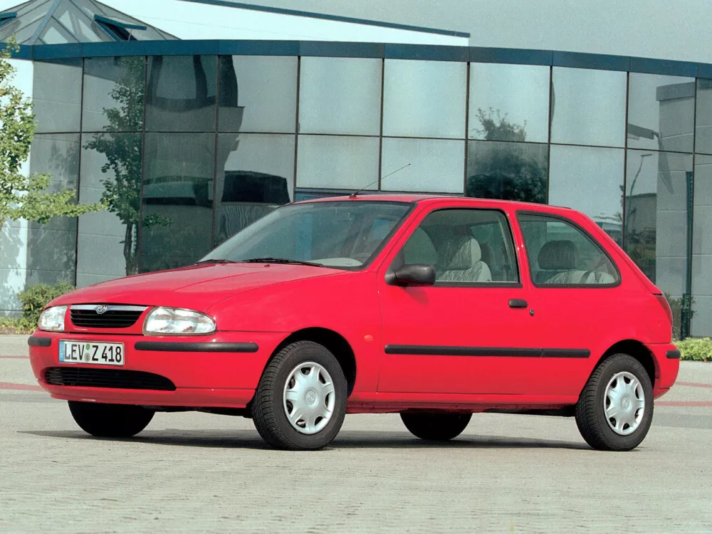 Автомобиль Mazda 121 III Хэтчбек (3 двери)