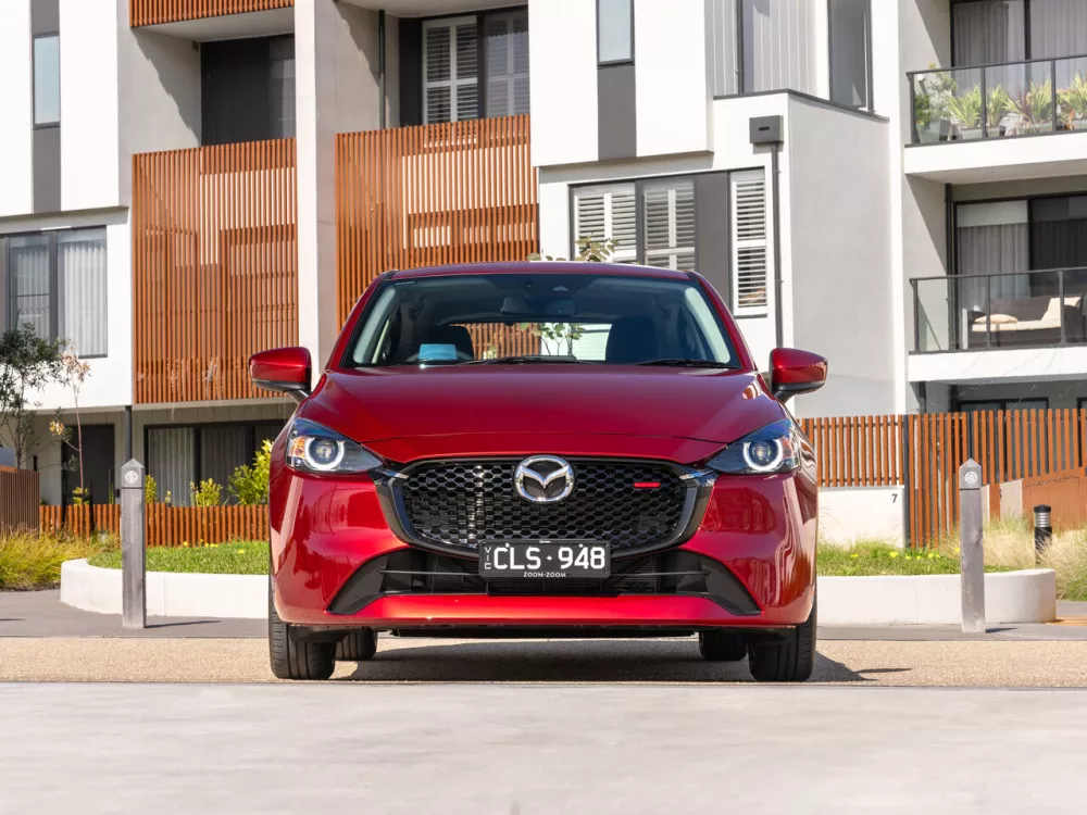 Автомобиль Mazda 2 III (DJ) Рестайлинг 2 Хэтчбек (5 дверей)