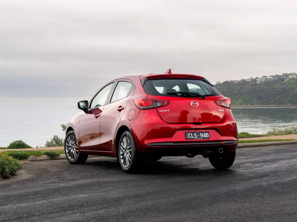 Автомобиль Mazda 2 III (DJ) Рестайлинг 2 Хэтчбек (5 дверей)