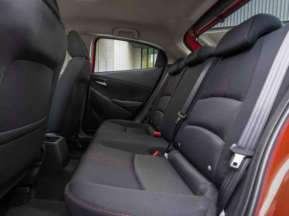 Автомобиль Mazda 2 III (DJ) Рестайлинг 2 Хэтчбек (5 дверей)