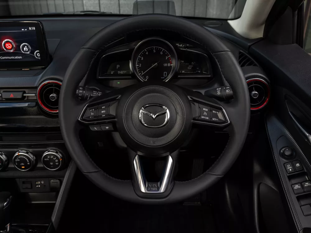 Автомобиль Mazda 2 III (DJ) Рестайлинг 2 Хэтчбек (5 дверей)