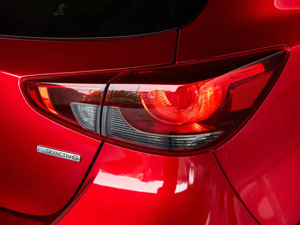 Автомобиль Mazda 2 III (DJ) Рестайлинг 2 Хэтчбек (5 дверей)