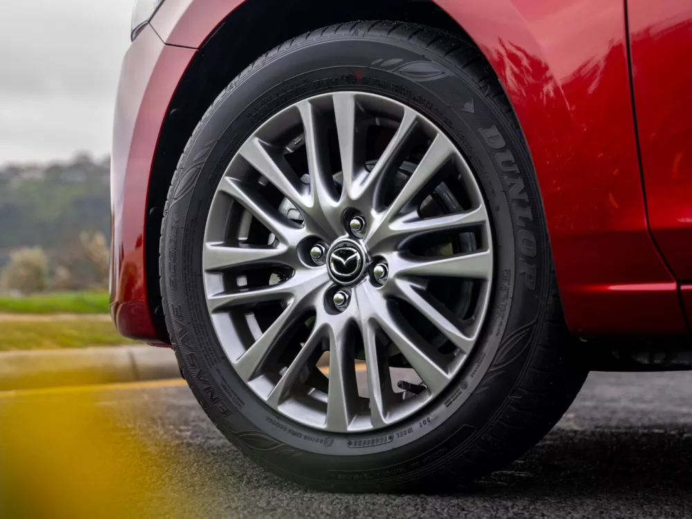 Автомобиль Mazda 2 III (DJ) Рестайлинг 2 Хэтчбек (5 дверей)