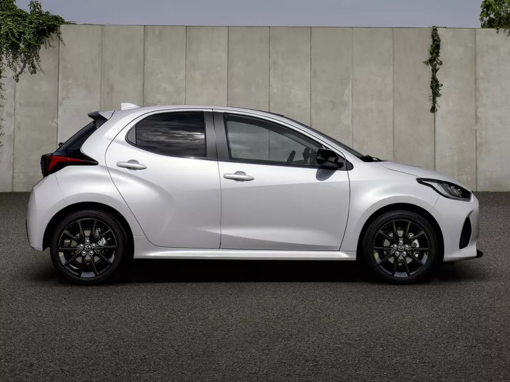 Автомобиль Mazda 2 IV (XP21) Хэтчбек (5 дверей)