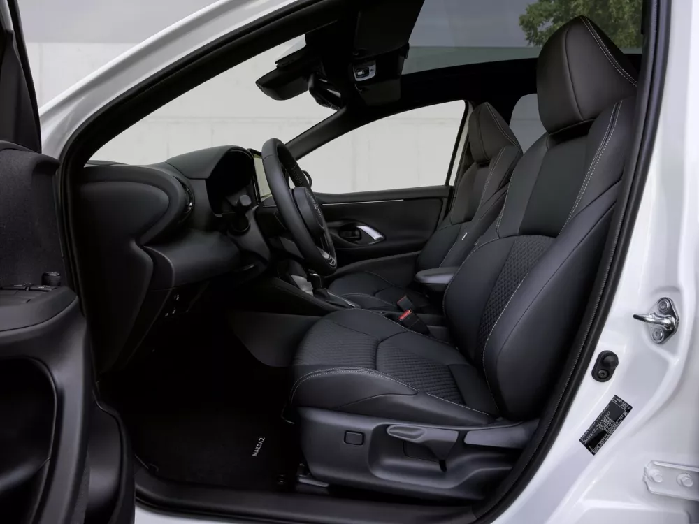 Автомобиль Mazda 2 IV (XP21) Хэтчбек (5 дверей)