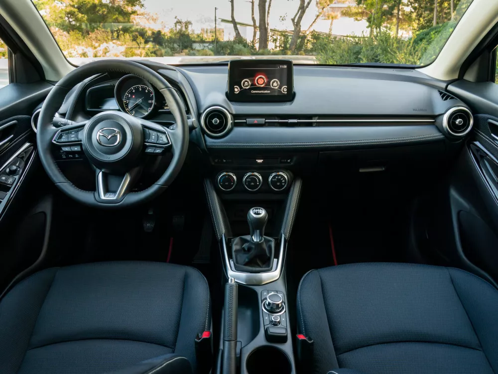 Автомобиль Mazda 2 III (DJ) Рестайлинг Хэтчбек (5 дверей)