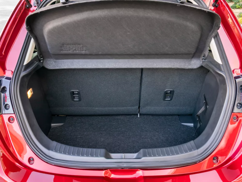 Автомобиль Mazda 2 III (DJ) Рестайлинг Хэтчбек (5 дверей)