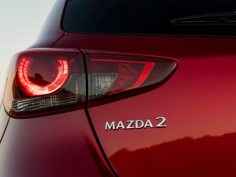 Автомобиль Mazda 2 III (DJ) Рестайлинг Хэтчбек (5 дверей)