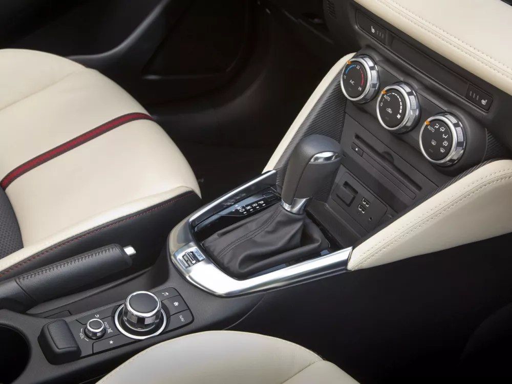Автомобиль Mazda 2 III (DJ) Хэтчбек (5 дверей)