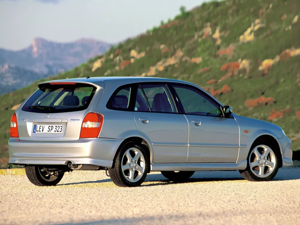 Автомобиль Mazda 323 VI (BJ) Рестайлинг Универсал (5 дверей)