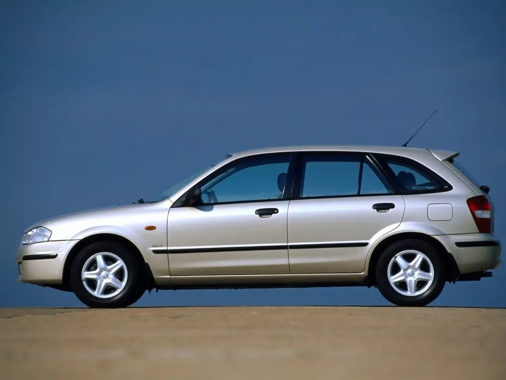 Автомобиль Mazda 323 VI (BJ) Универсал (5 дверей)