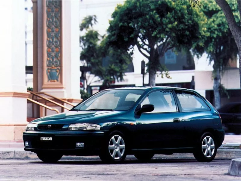 Автомобиль Mazda 323 V (BA) Хэтчбек (3 двери)