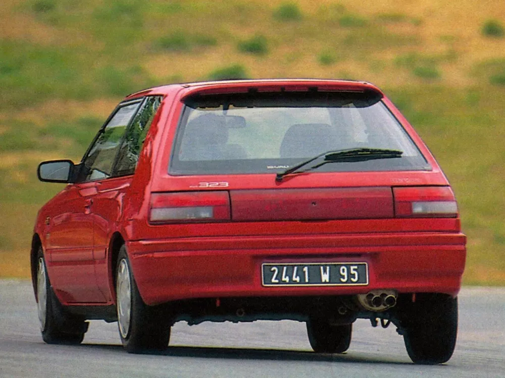 Автомобиль Mazda 323 IV (BG) Хэтчбек (3 двери)