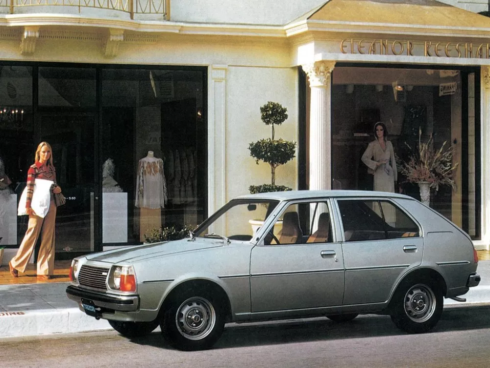 Автомобиль Mazda 323 I (FA) Хэтчбек (5 дверей)