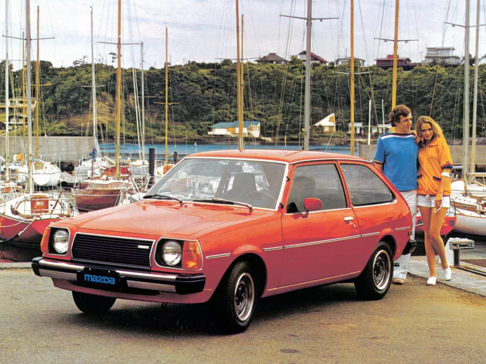 Автомобиль Mazda 323 I (FA) Хэтчбек (3 двери)