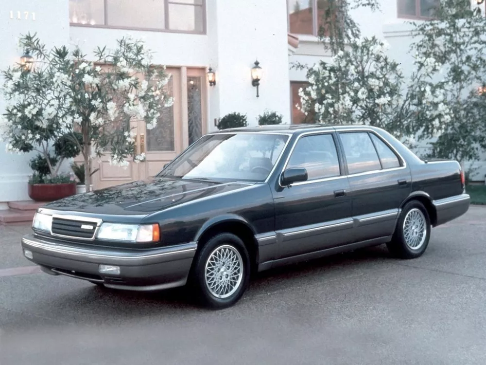 Автомобиль Mazda 929 III (HC) Седан