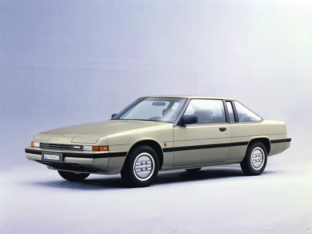 Автомобиль Mazda 929 II (HB) Купе