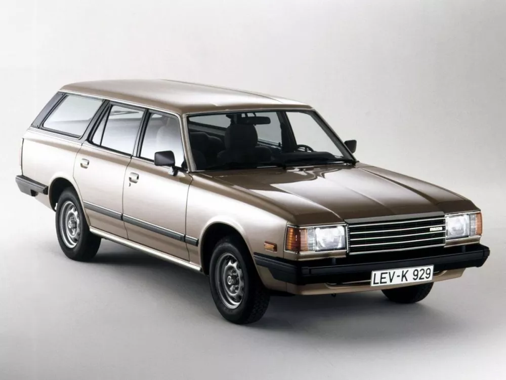 Автомобиль Mazda 929 II (HB) Универсал (5 дверей)