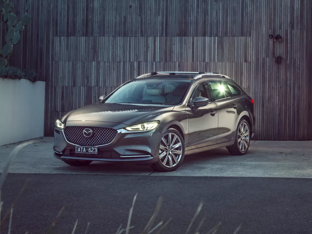 Автомобиль Mazda Atenza III Рестайлинг 2 Универсал (5 дверей)