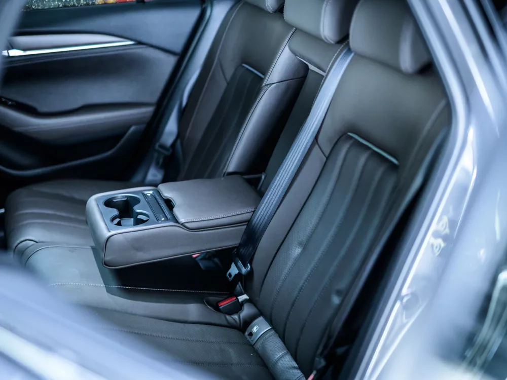 Автомобиль Mazda Atenza III Рестайлинг 2 Универсал (5 дверей)