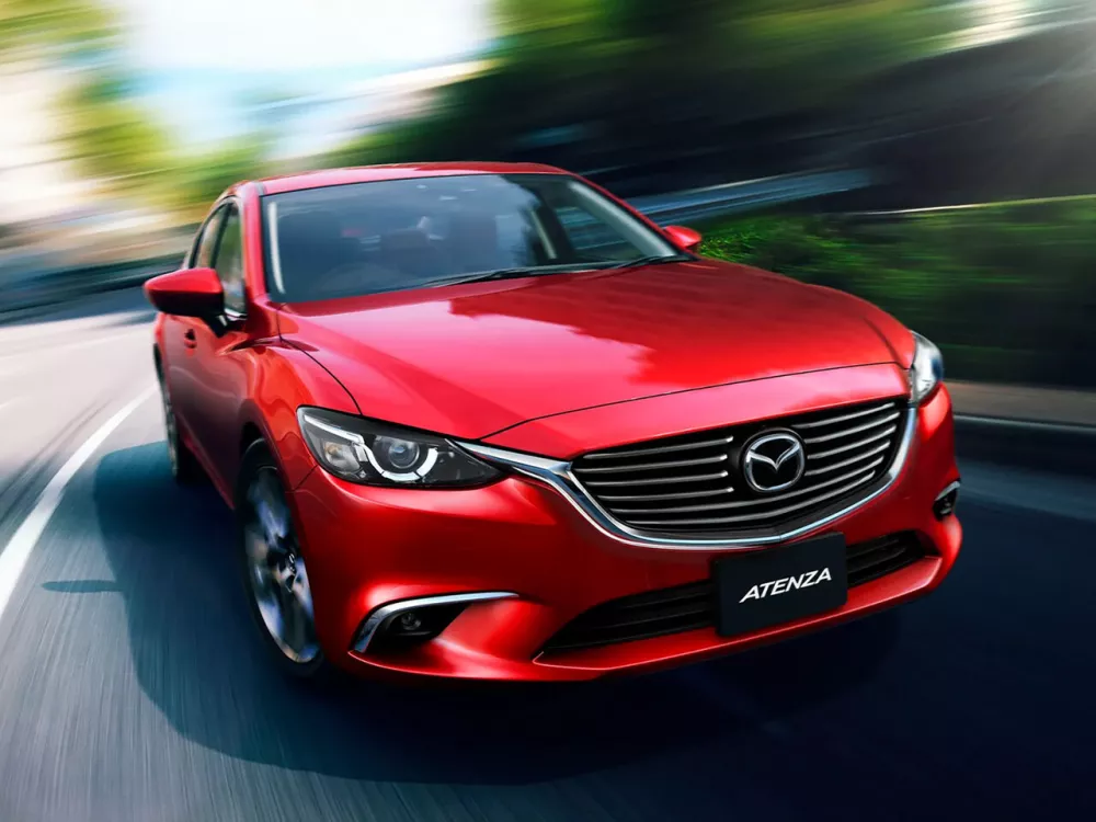 Автомобиль Mazda Atenza III Рестайлинг Седан
