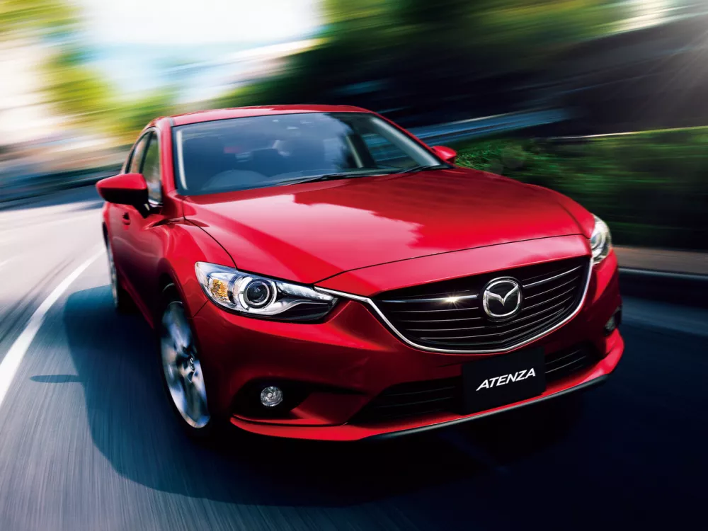 Автомобиль Mazda Atenza III Седан