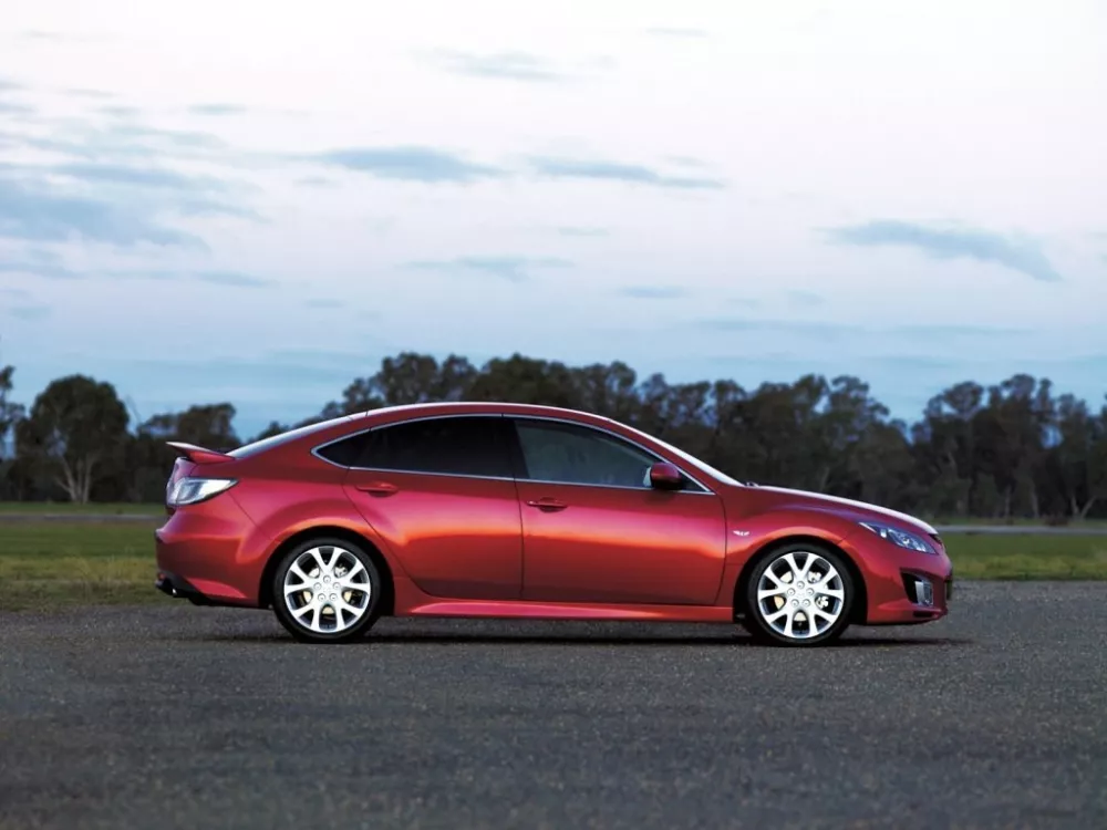 Автомобиль Mazda Atenza II Лифтбек