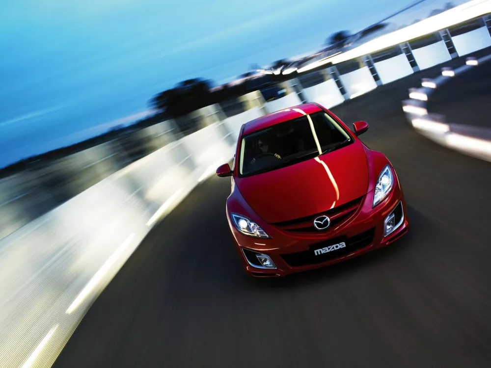 Автомобиль Mazda Atenza II Седан