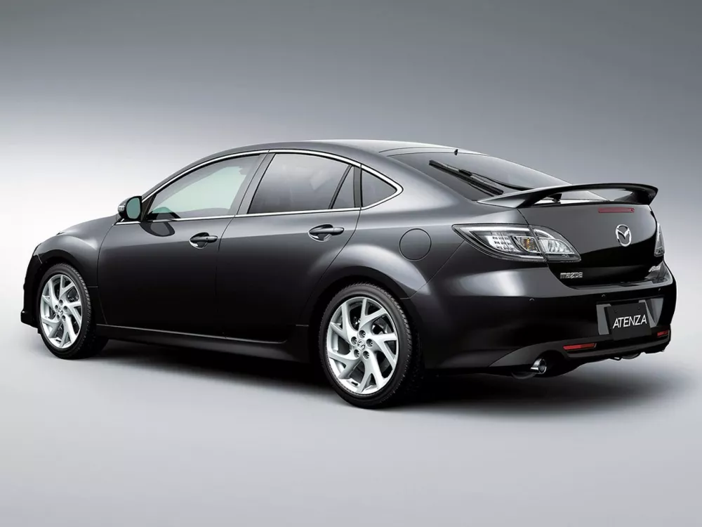 Автомобиль Mazda Atenza II Лифтбек