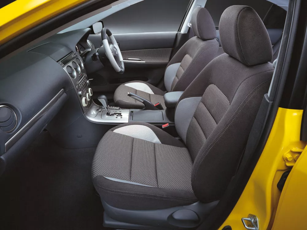 Автомобиль Mazda Atenza I Лифтбек