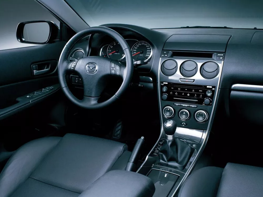 Автомобиль Mazda Atenza I Универсал (5 дверей)
