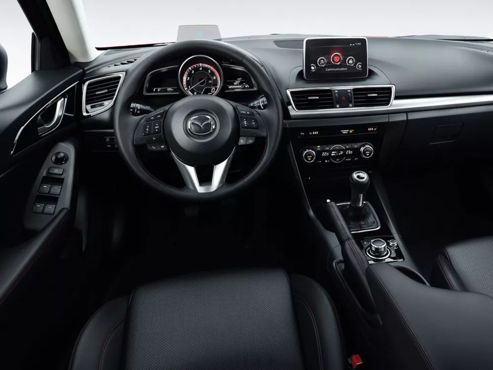 Автомобиль Mazda Axela III Рестайлинг Седан