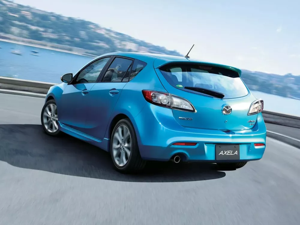 Автомобиль Mazda Axela II Хэтчбек (5 дверей)