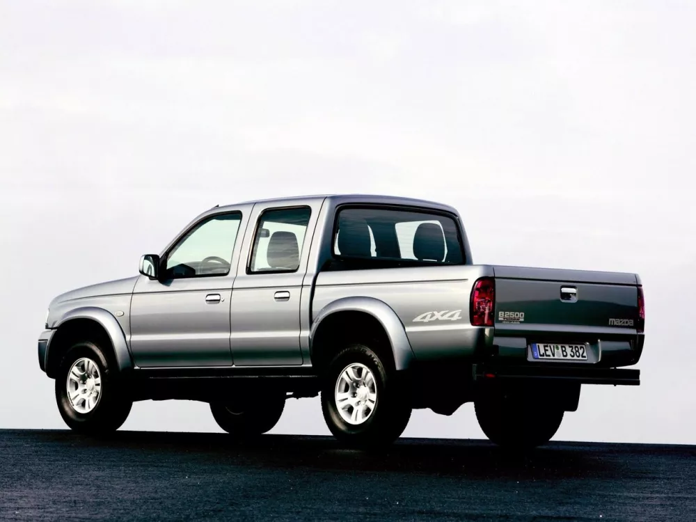 Автомобиль Mazda B-series V Пикап Двойная кабина