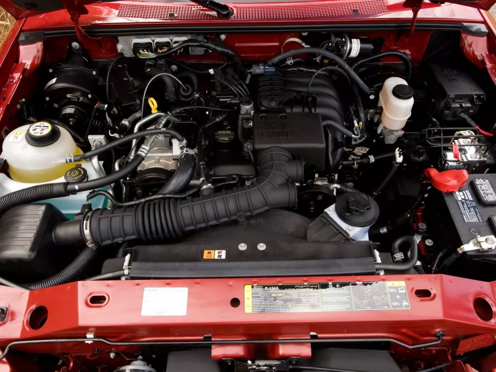 Автомобиль Mazda B-series V Пикап Одинарная кабина
