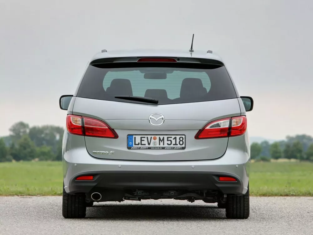 Автомобиль Mazda 5 II (CW) Компактвэн