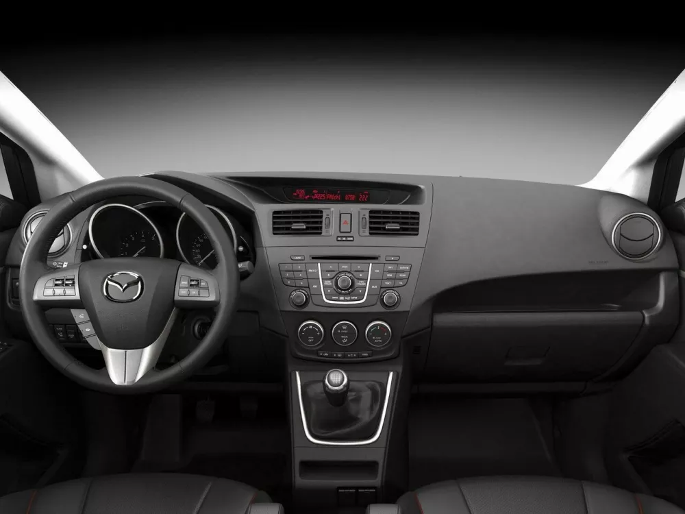 Автомобиль Mazda 5 II (CW) Компактвэн