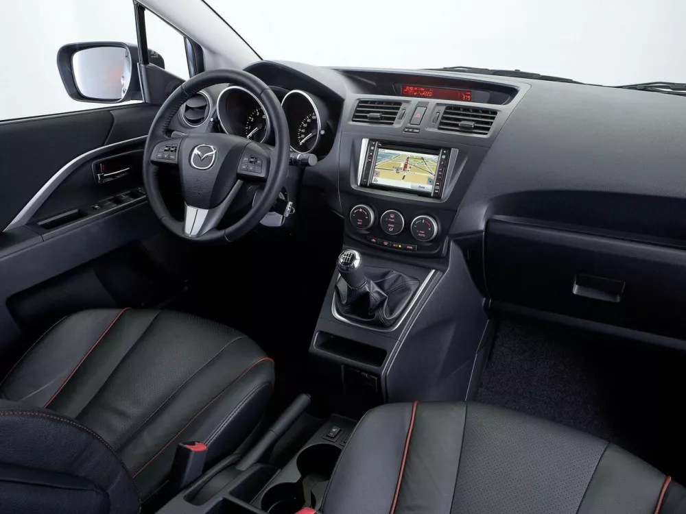 Автомобиль Mazda 5 II (CW) Компактвэн