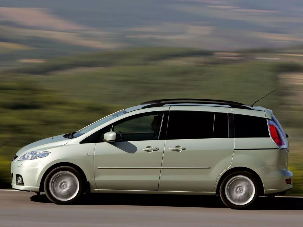 Автомобиль Mazda 5 I (CR) Рестайлинг Компактвэн