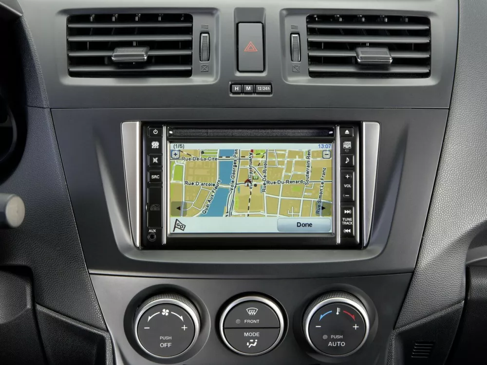 Автомобиль Mazda 5 II (CW) Компактвэн